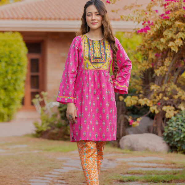 Lalaje-Lawn-suit-for-girls